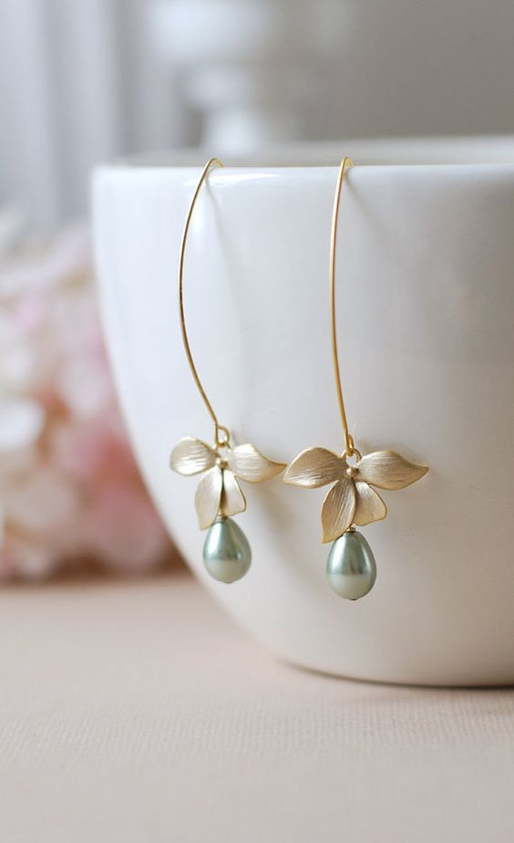 Bijou en perles, comment le porter ?