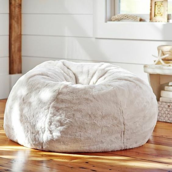 Le pouf g&eacute;ant