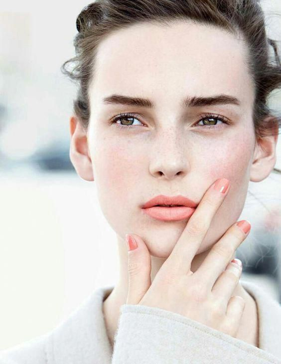 Le make up corail