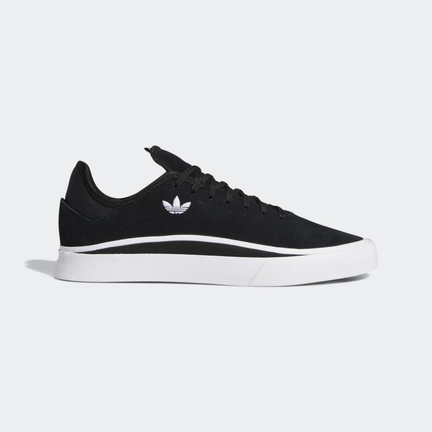 Une paire de baskets de chez Adidas
